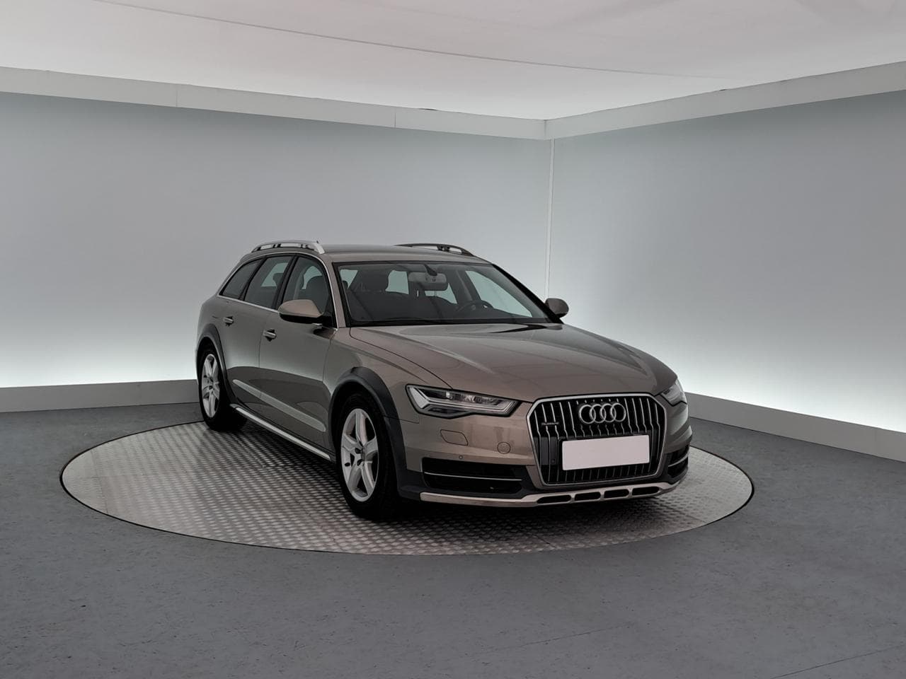 2016 Audi A6 E-TRON