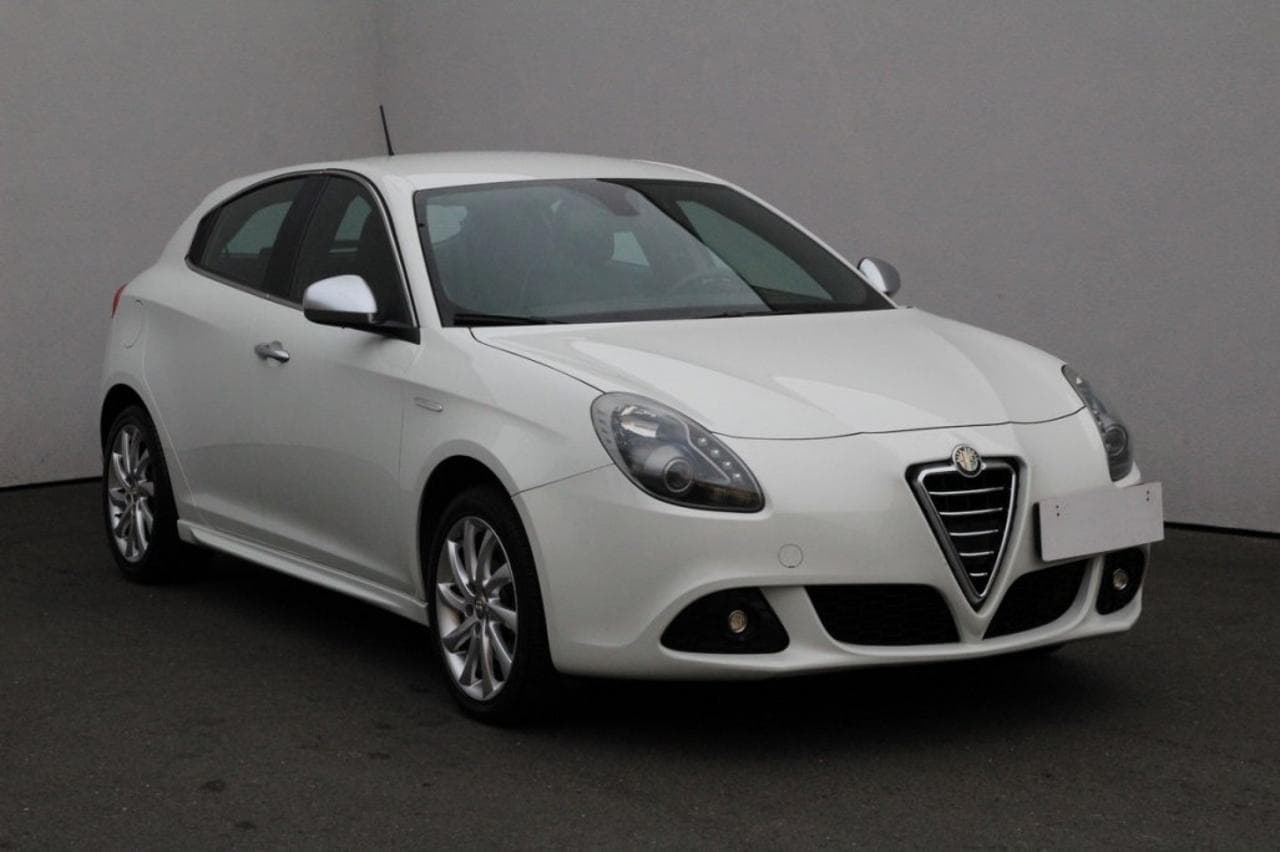 2013 Alfa Romeo GIULIETTA
