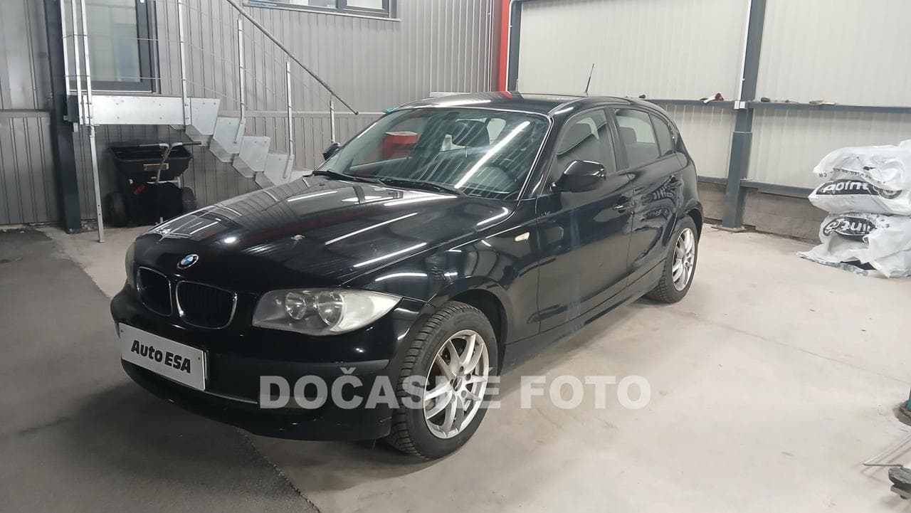 2010 BMW 1-SERIES