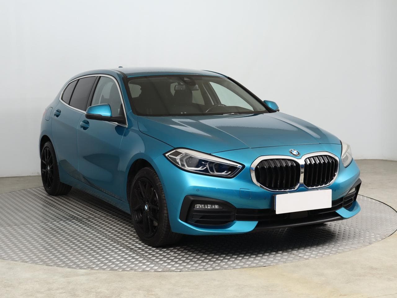 2022 BMW 1-SERIES