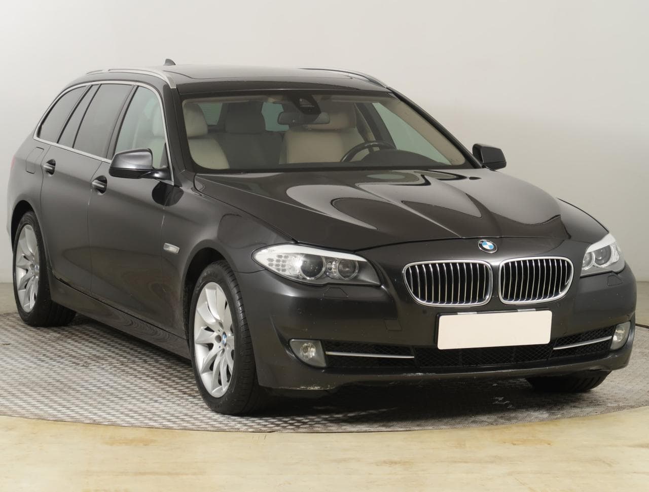 2013 BMW 5-SERIES