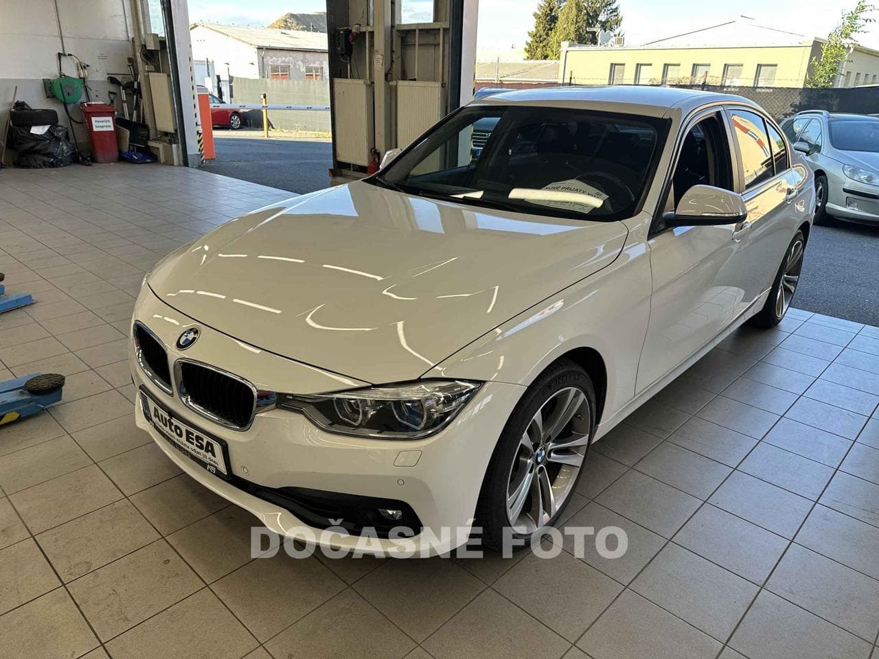 2018 BMW 3-SERIES