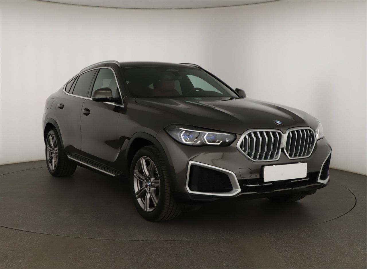 2022 BMW X6