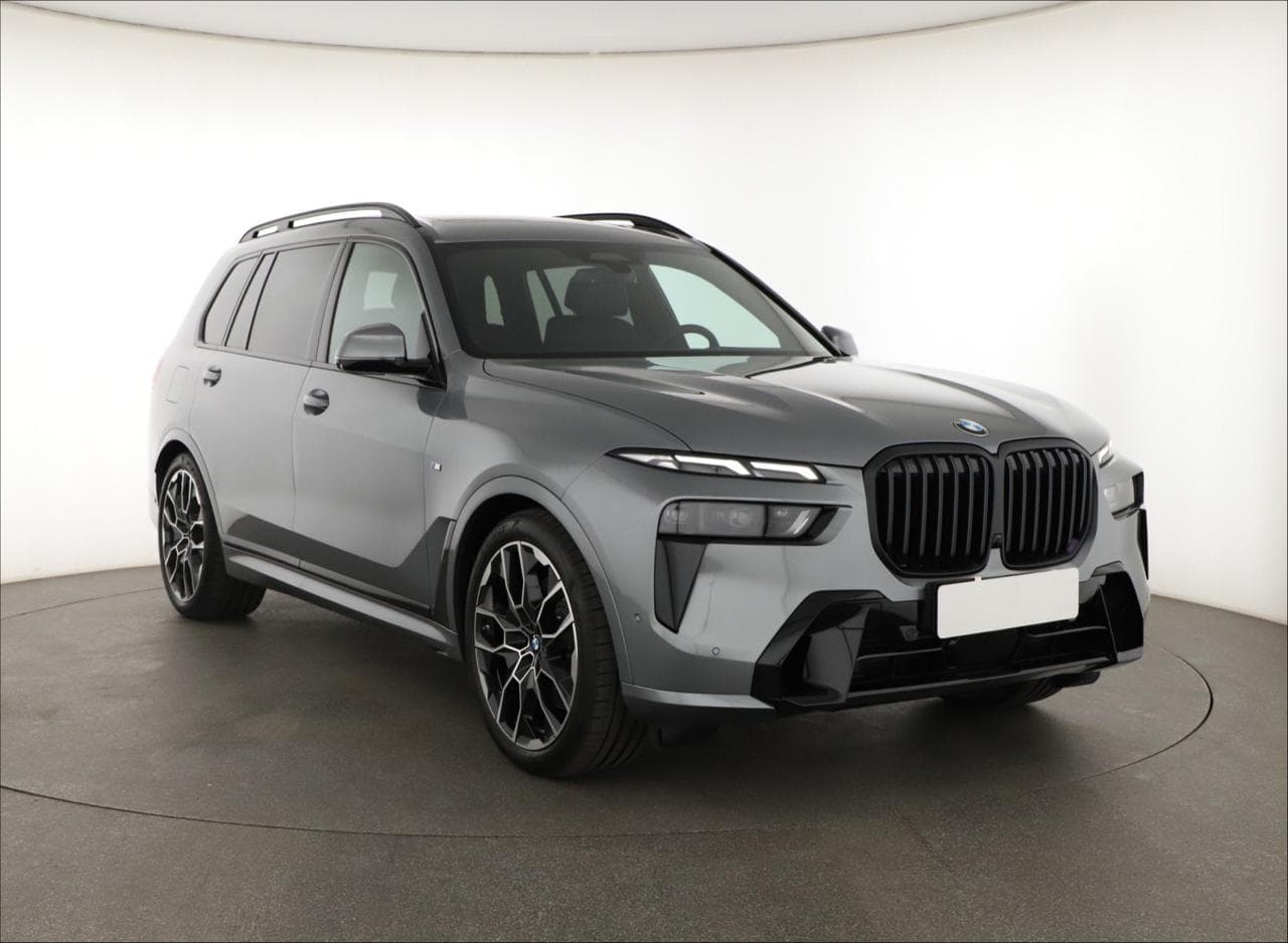 2025 BMW X7