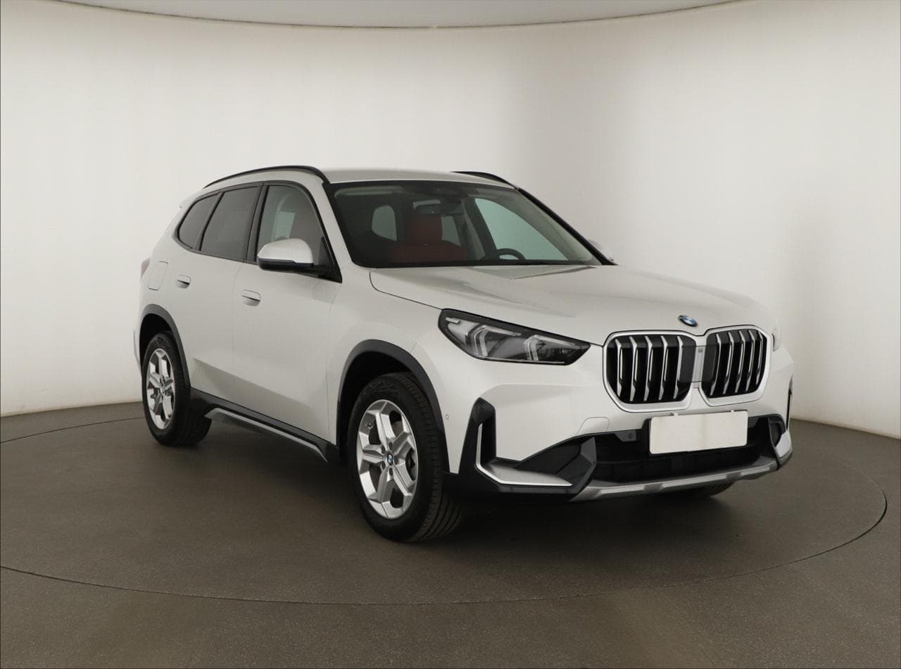 2025 BMW X1