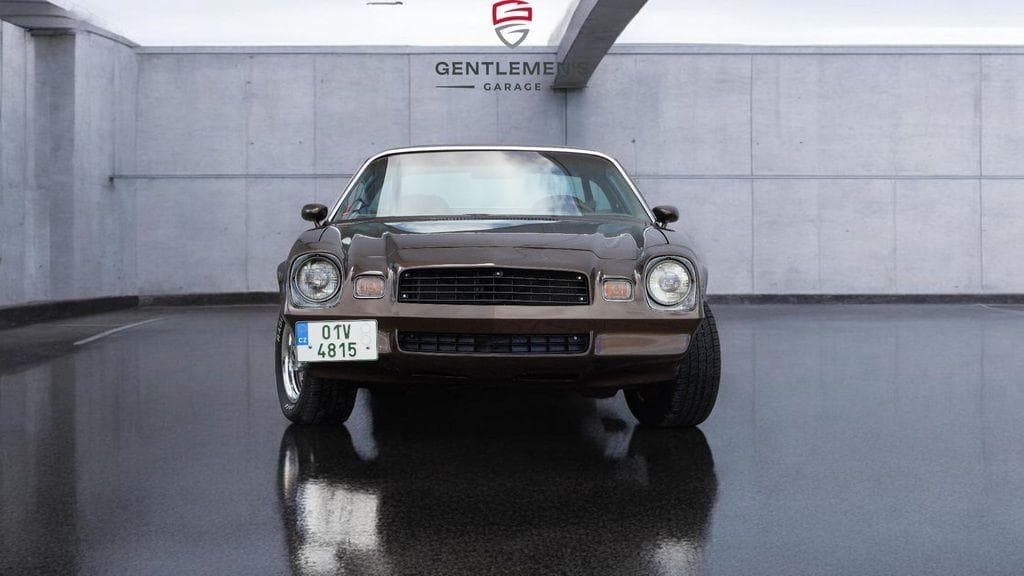 Chevrolet Camaro Chevrolet Small Block 5.0L V8 kupé