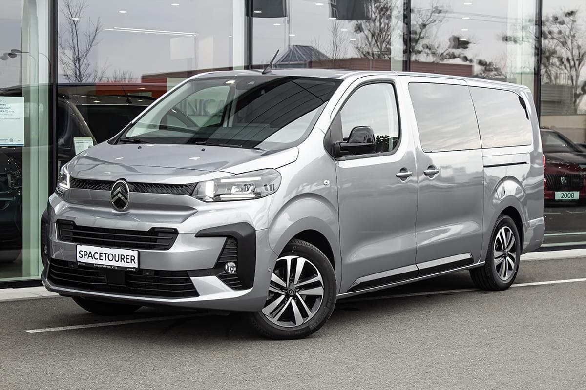 Citroën SpaceTourer 2,2 SHINE XL 180k+TAŽNÉ+OKNO minibus