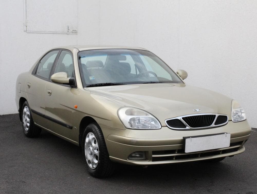 1999 Daewoo NUBIRA