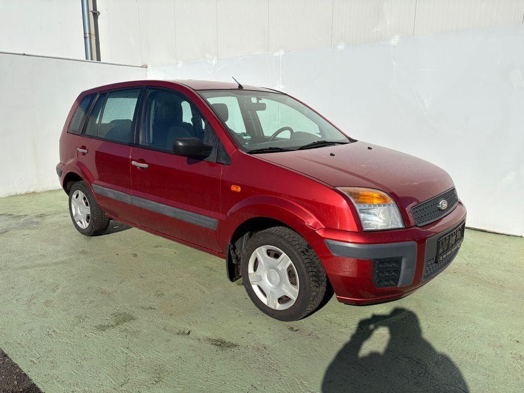 Ford Fusion 1.4i, 59kW hatchback