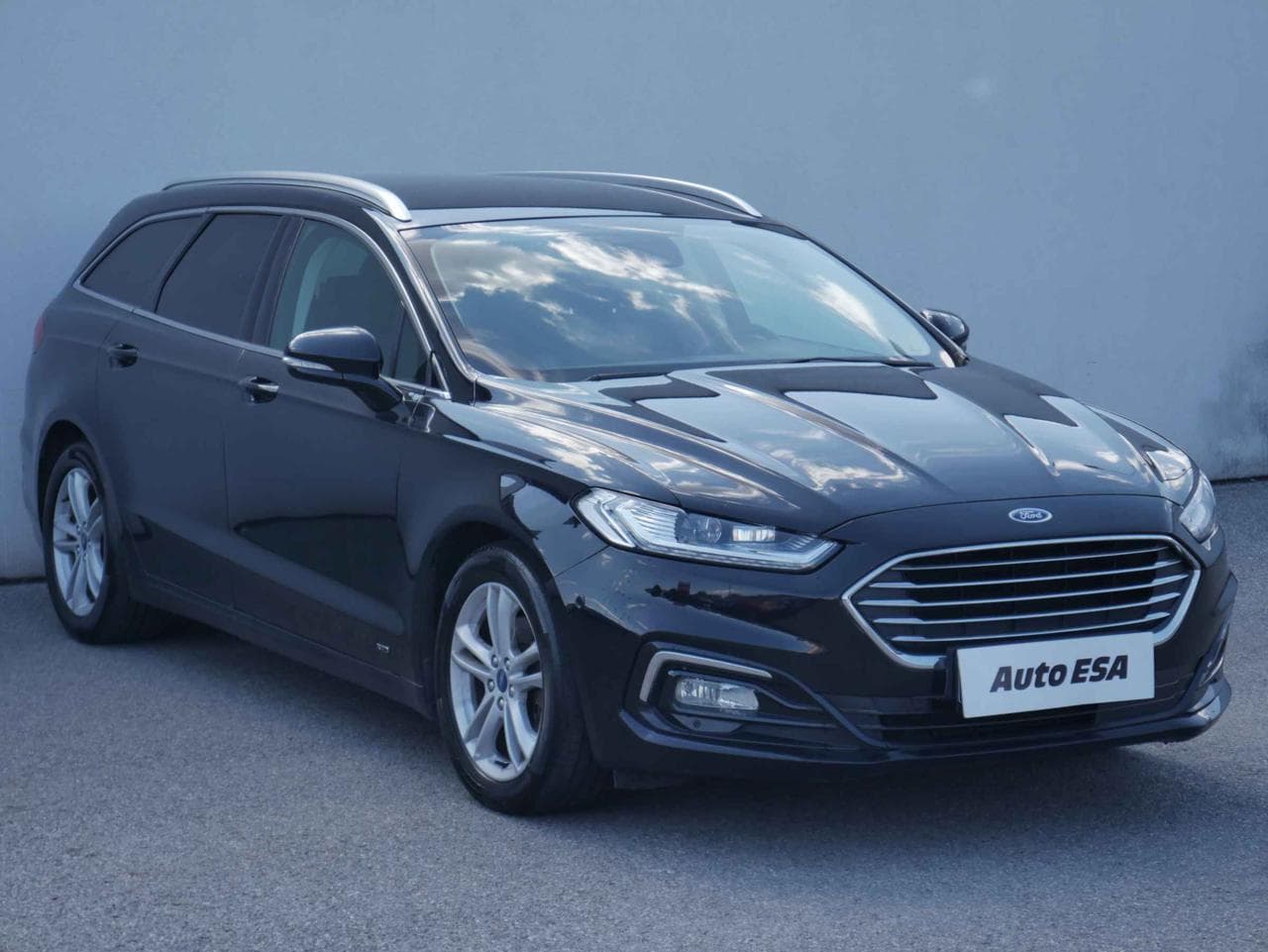 2019 Ford MONDEO