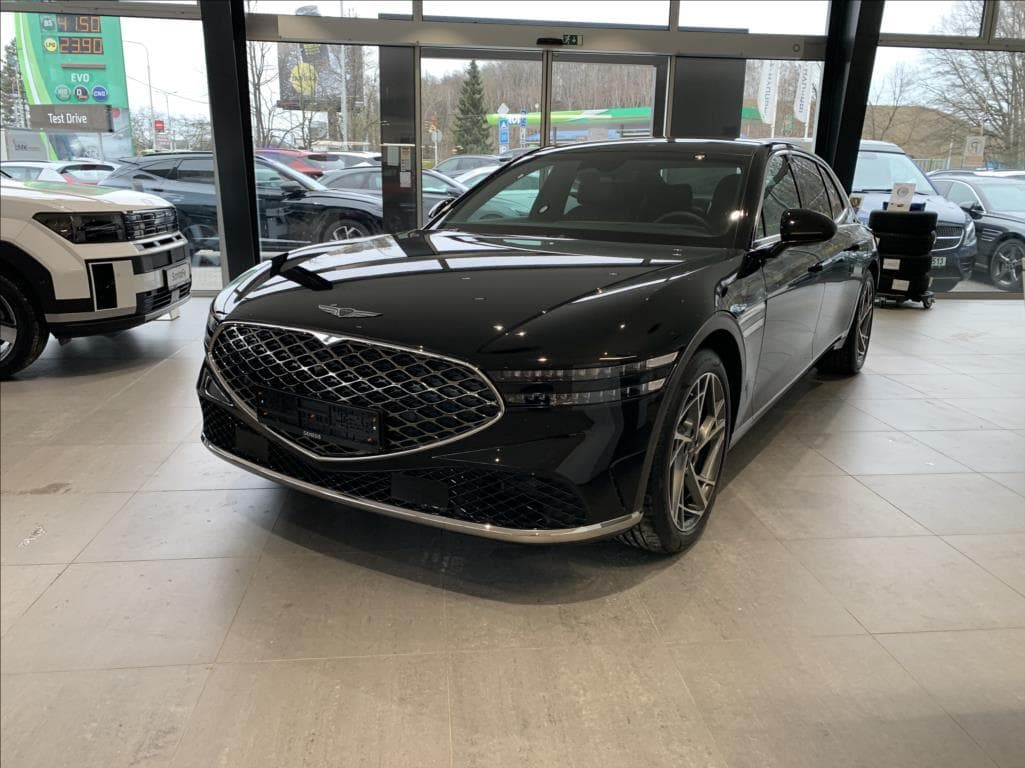 2025 Genesis G90