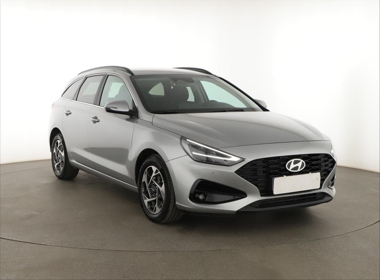 2025 Hyundai i30