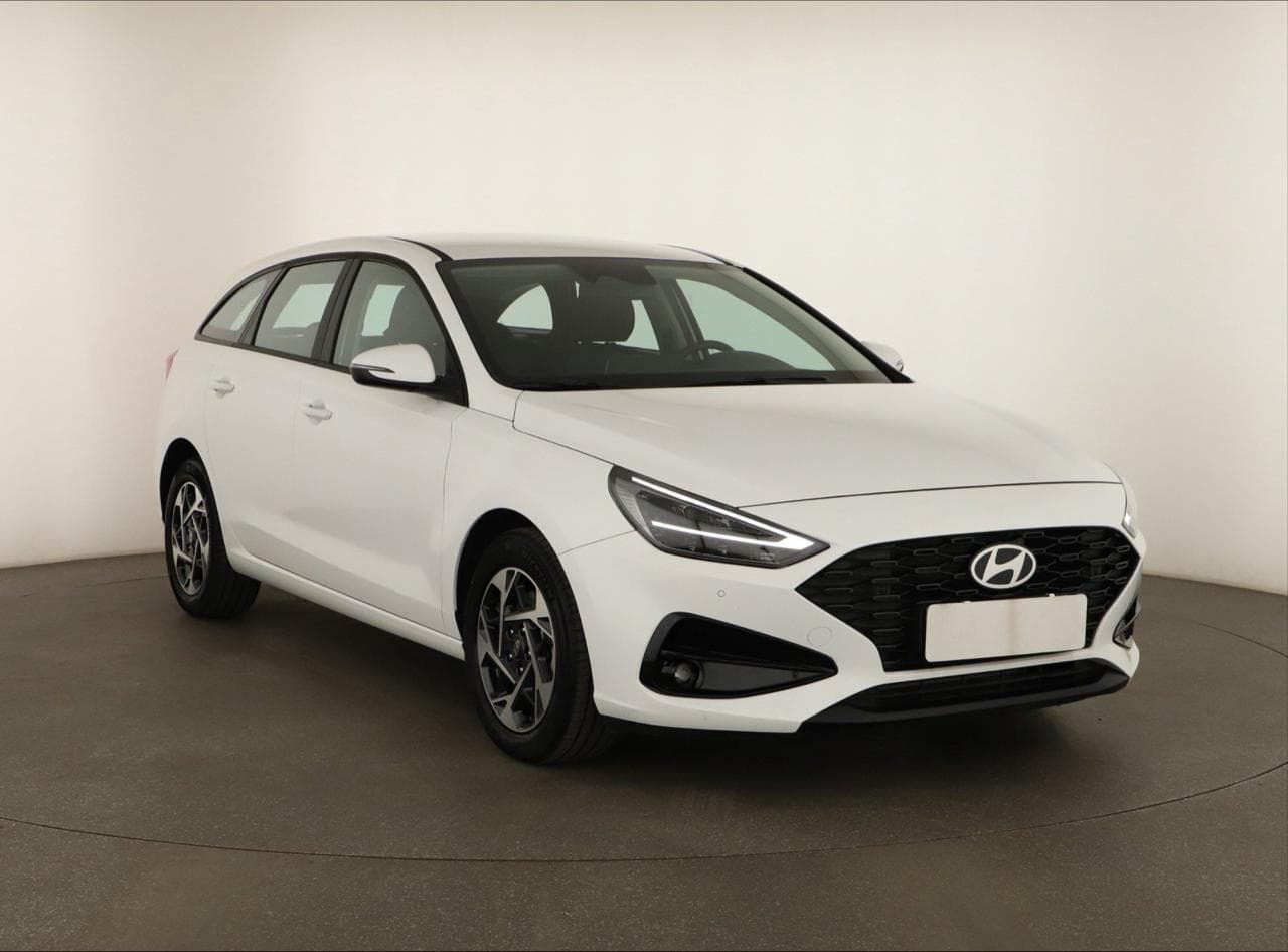 2025 Hyundai i30