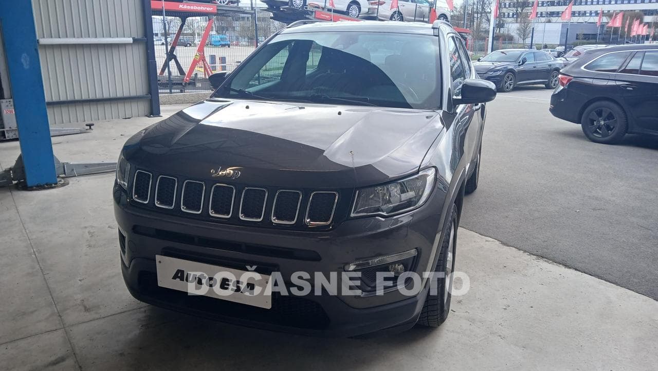 2018 Jeep COMPASS