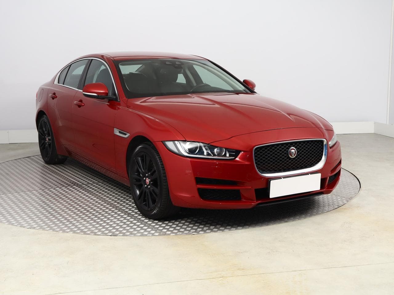 2016 Jaguar XE