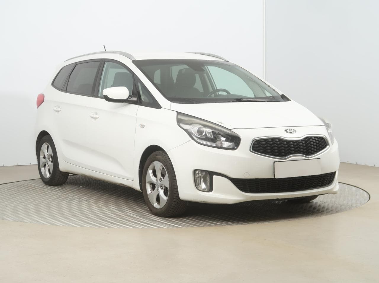 2015 Kia CARENS