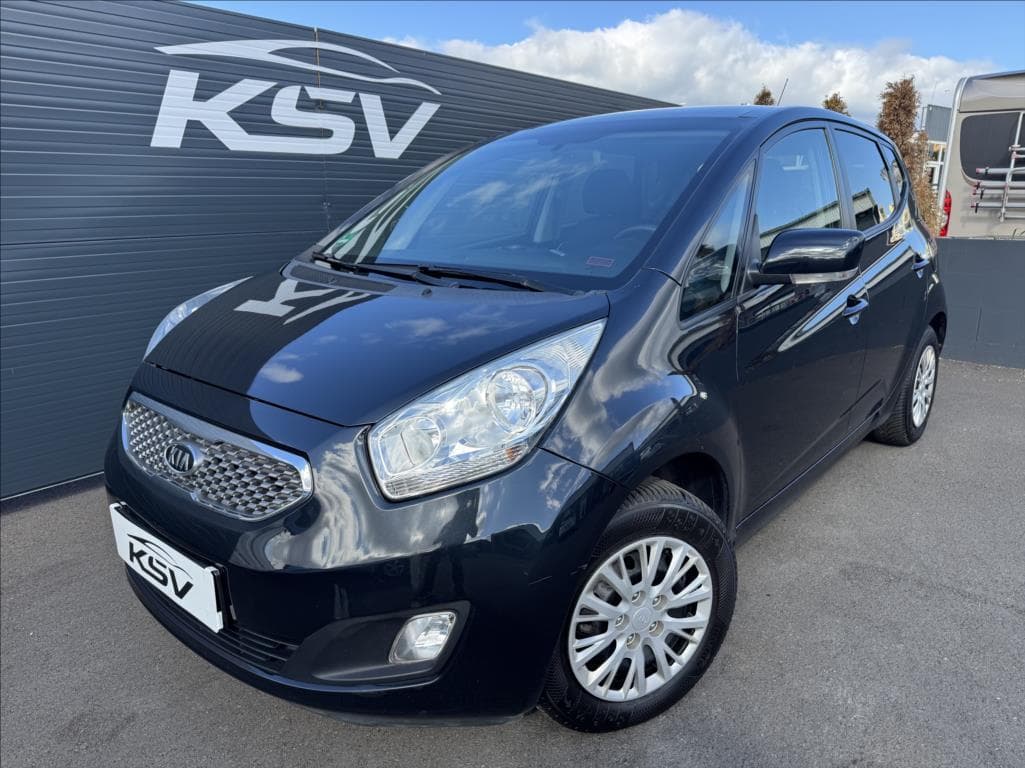 2011 Kia VENGA