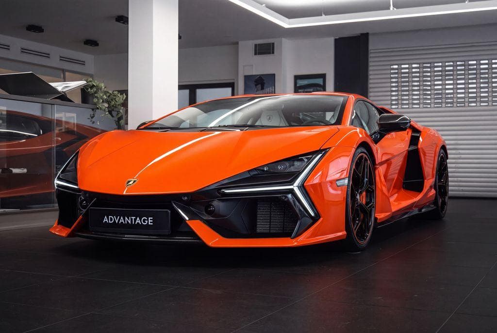 Lamborghini REVUELTO