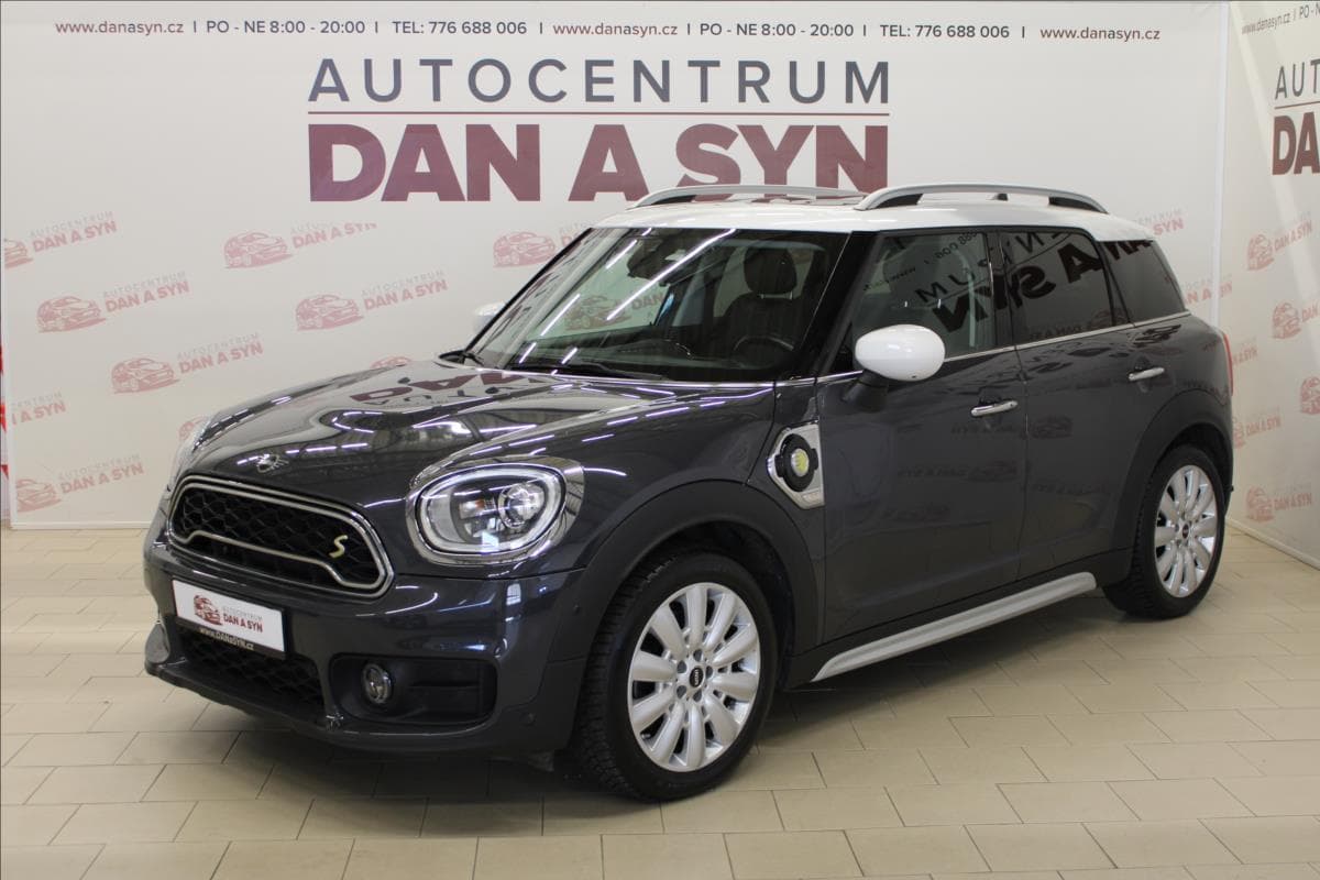 2020 Mini COUNTRYMAN