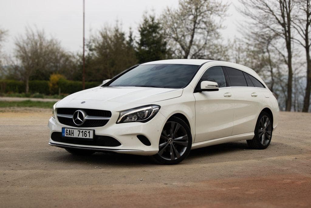 2017 Mercedes-Benz CLA