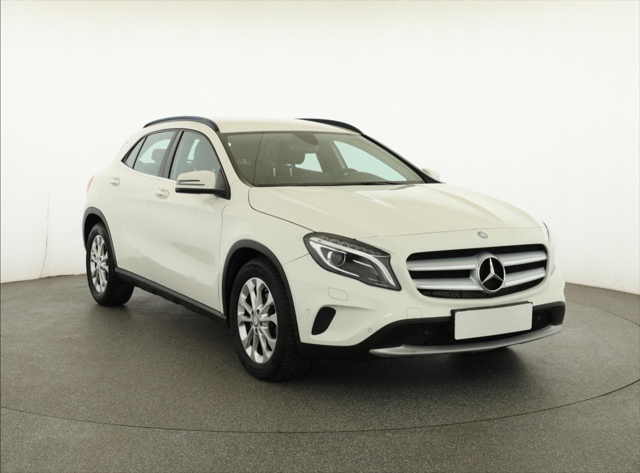 2016 Mercedes-Benz GLA