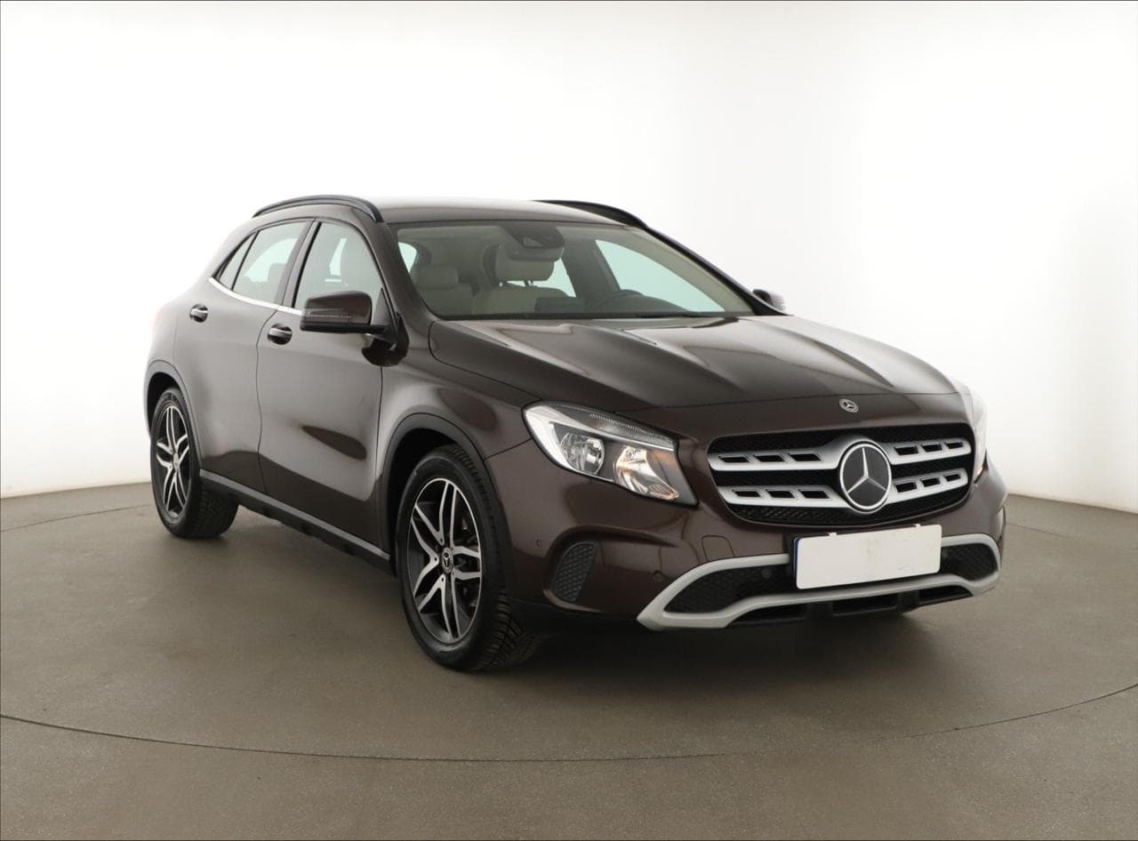 2017 Mercedes-Benz GLA