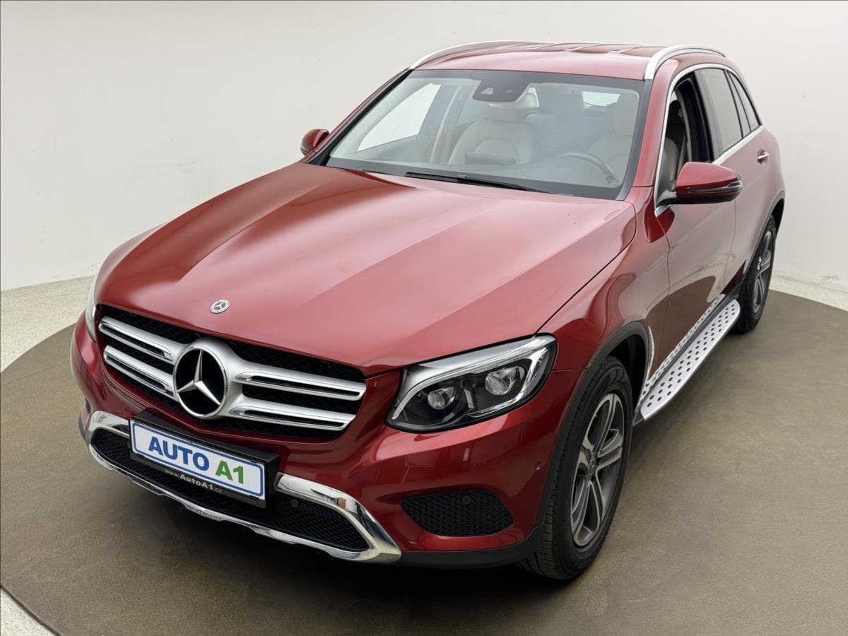 Mercedes-Benz GLC 2,0 DPH 4X4 LED KŮŽE 2XKOLA CZ SUV