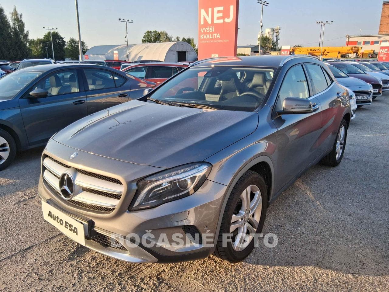 2016 Mercedes-Benz GLA