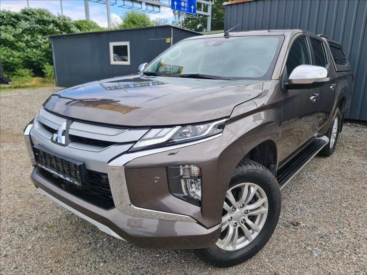 2021 Mitsubishi L200