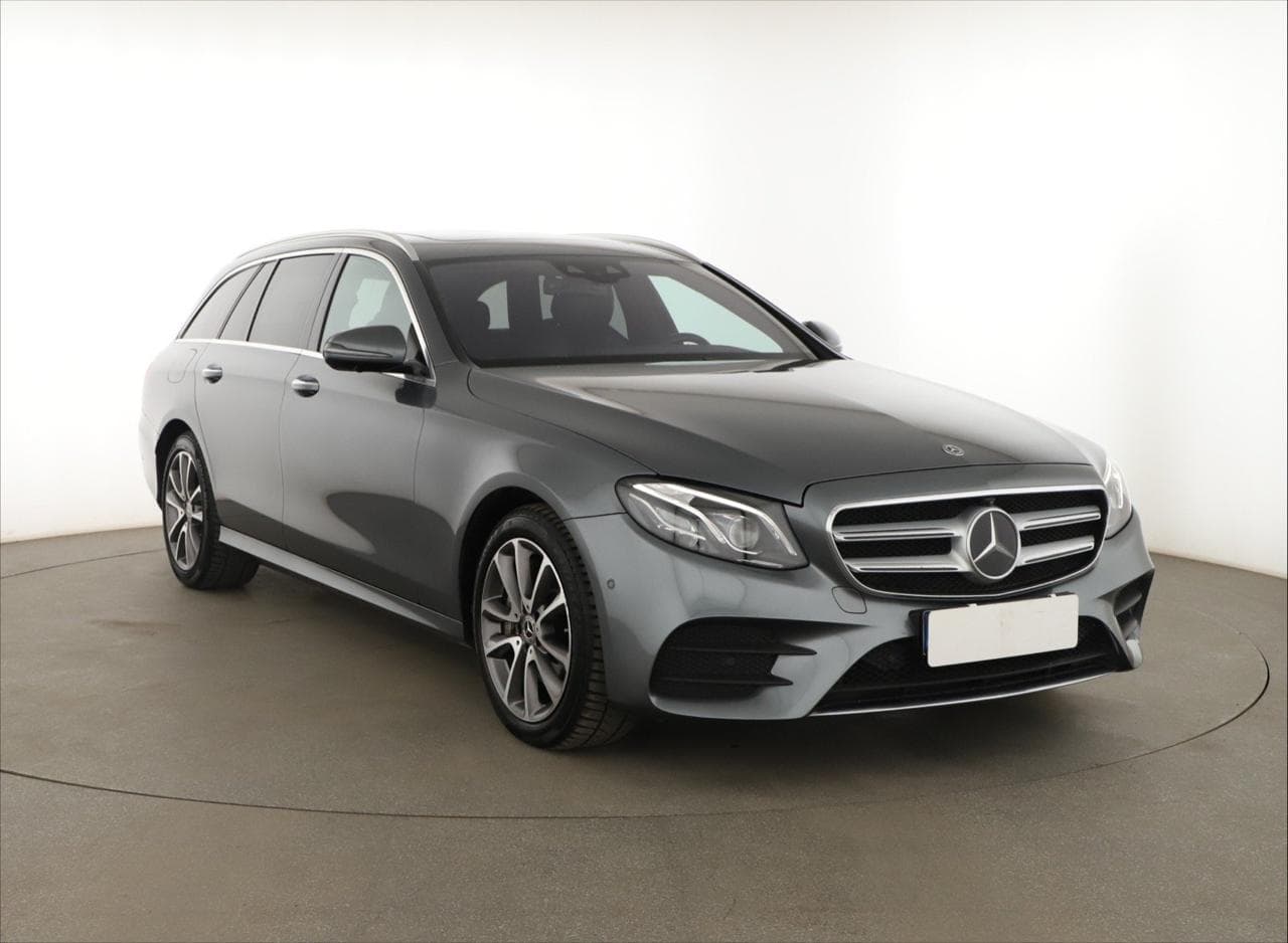 2018 Mercedes-Benz E-CLASS