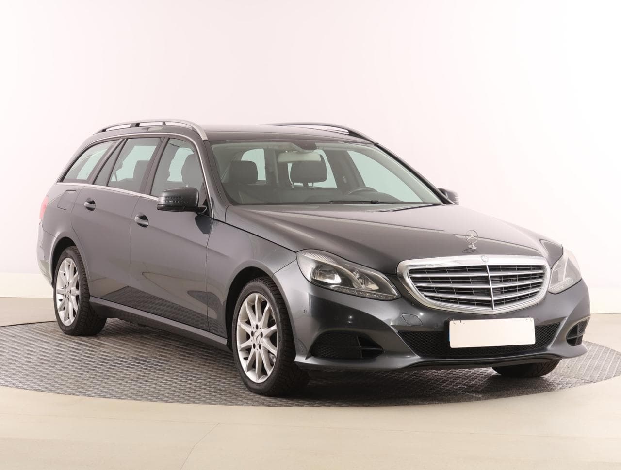 2013 Mercedes-Benz E-CLASS