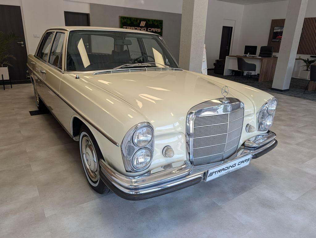 1967 Mercedes-Benz S-CLASS