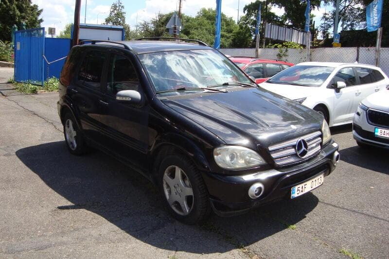 2002 Mercedes-Benz M-CLASS