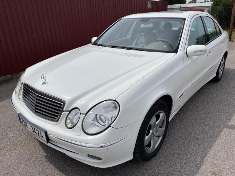 2004 Mercedes-Benz E-CLASS