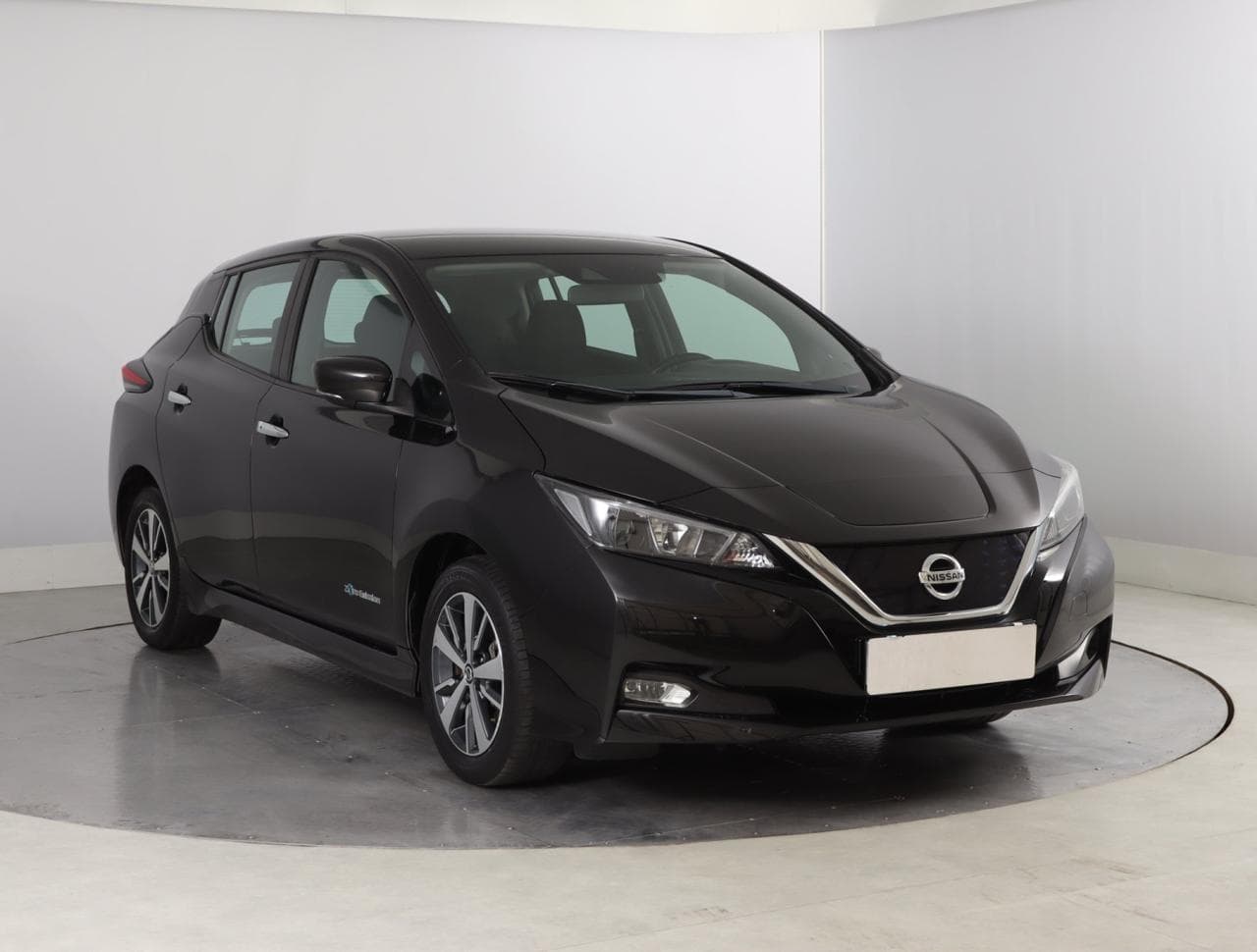 2021 Nissan LEAF
