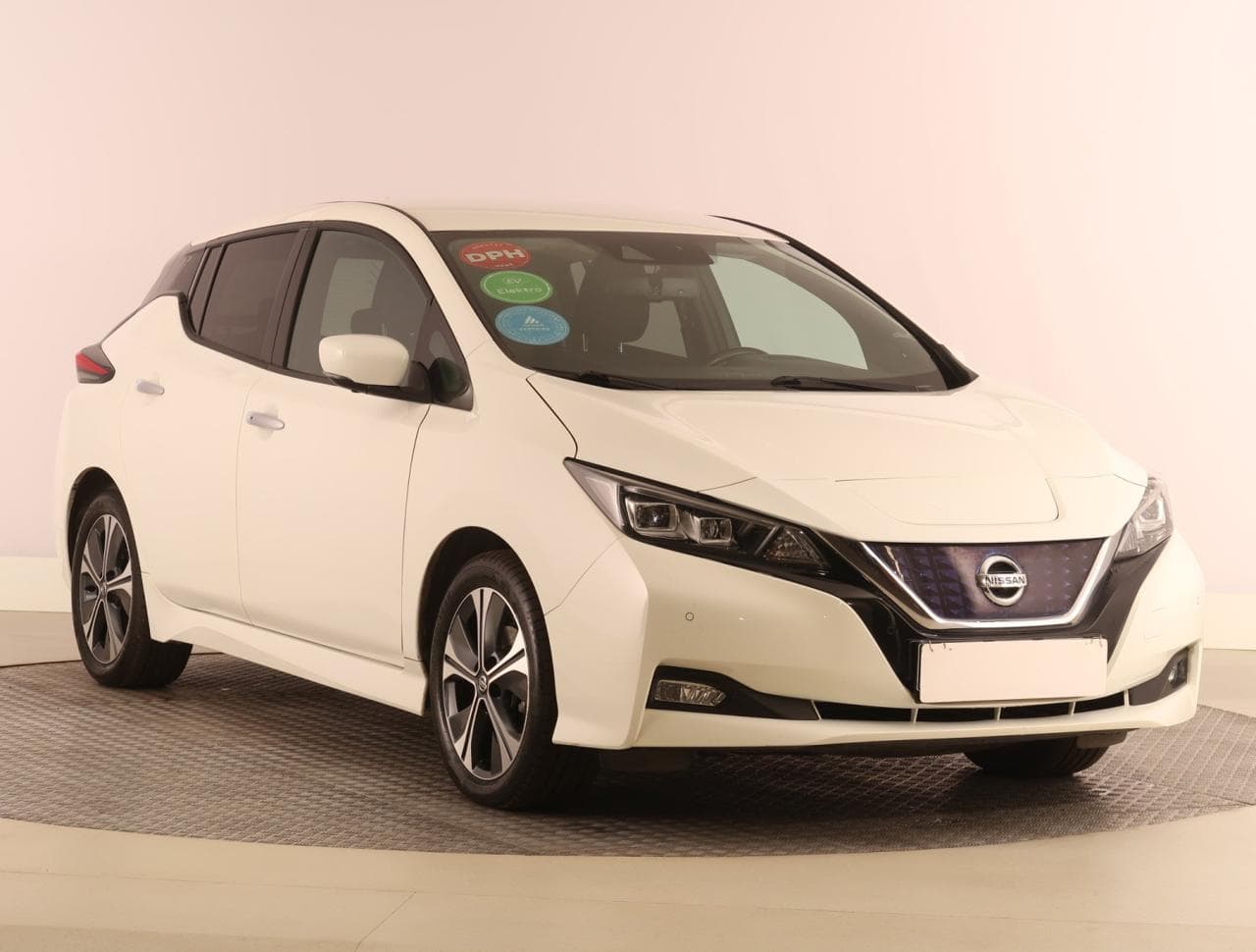 2020 Nissan LEAF