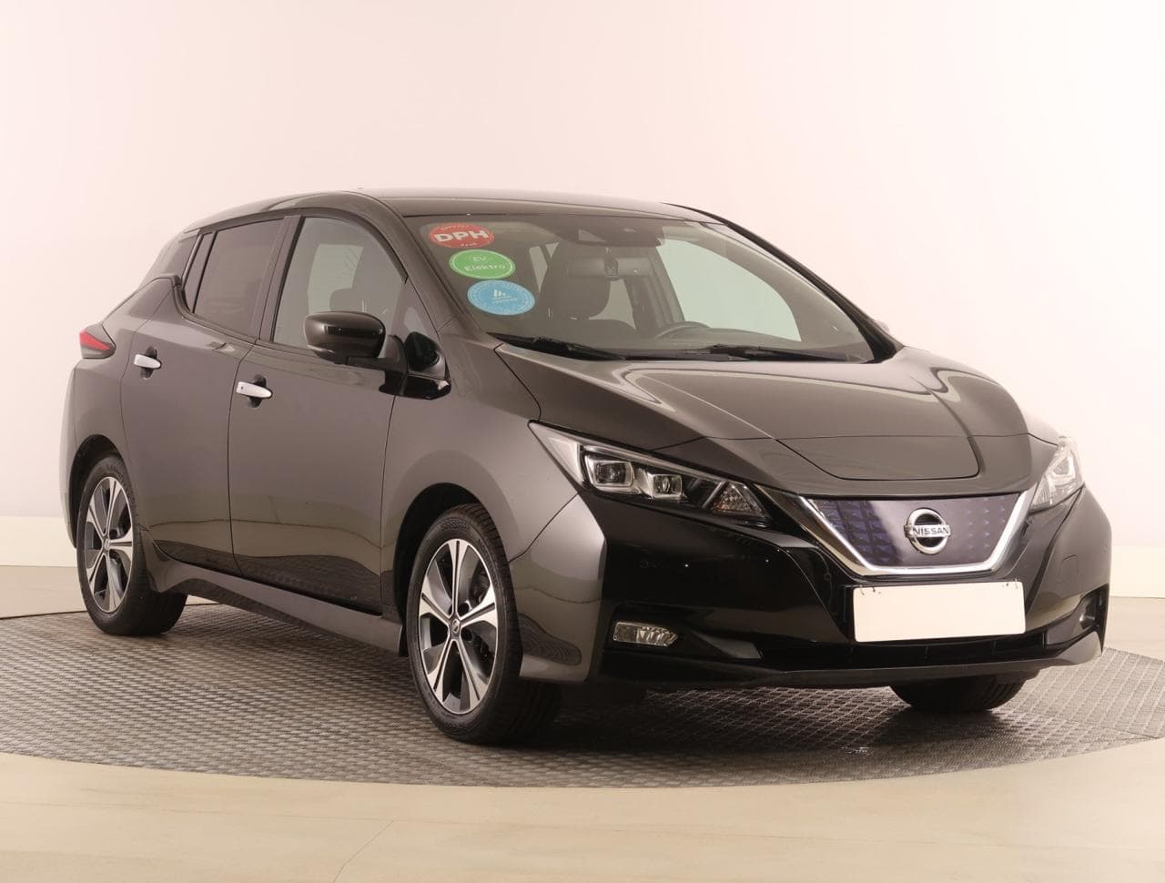 2021 Nissan LEAF