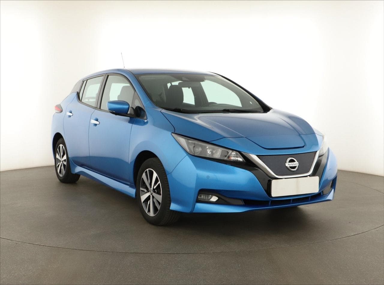 2021 Nissan LEAF