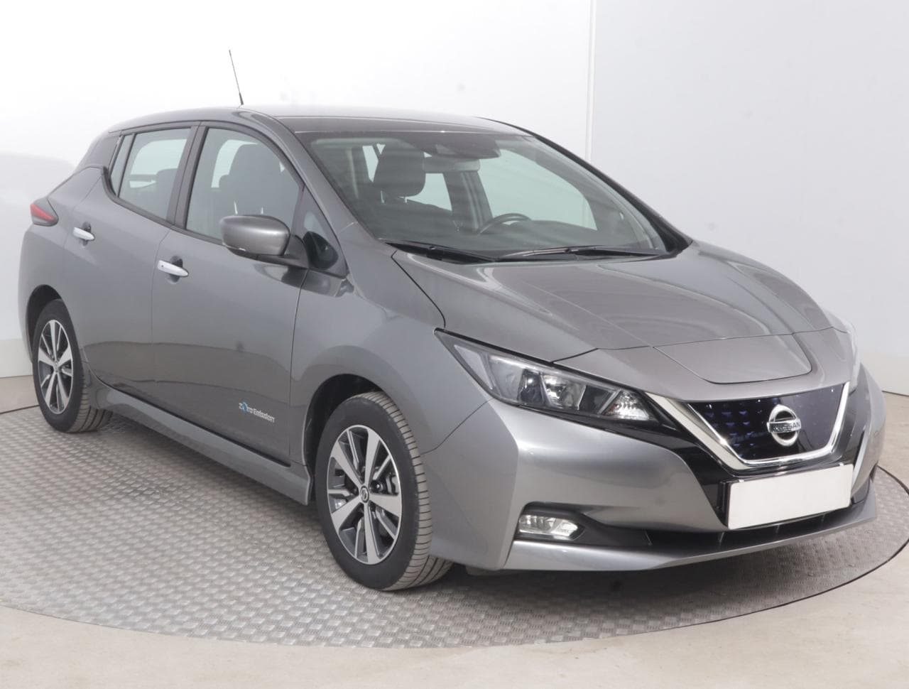2021 Nissan LEAF