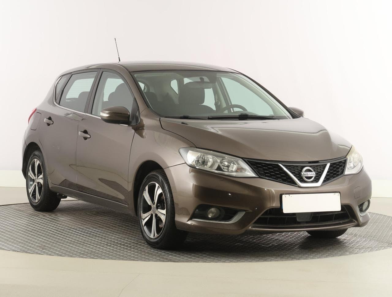 2015 Nissan PULSAR