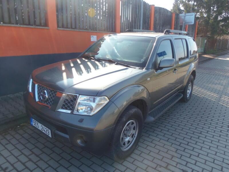 Nissan Pathfinder 2.5 DCi 4x4 redukce tažné 3t terénní