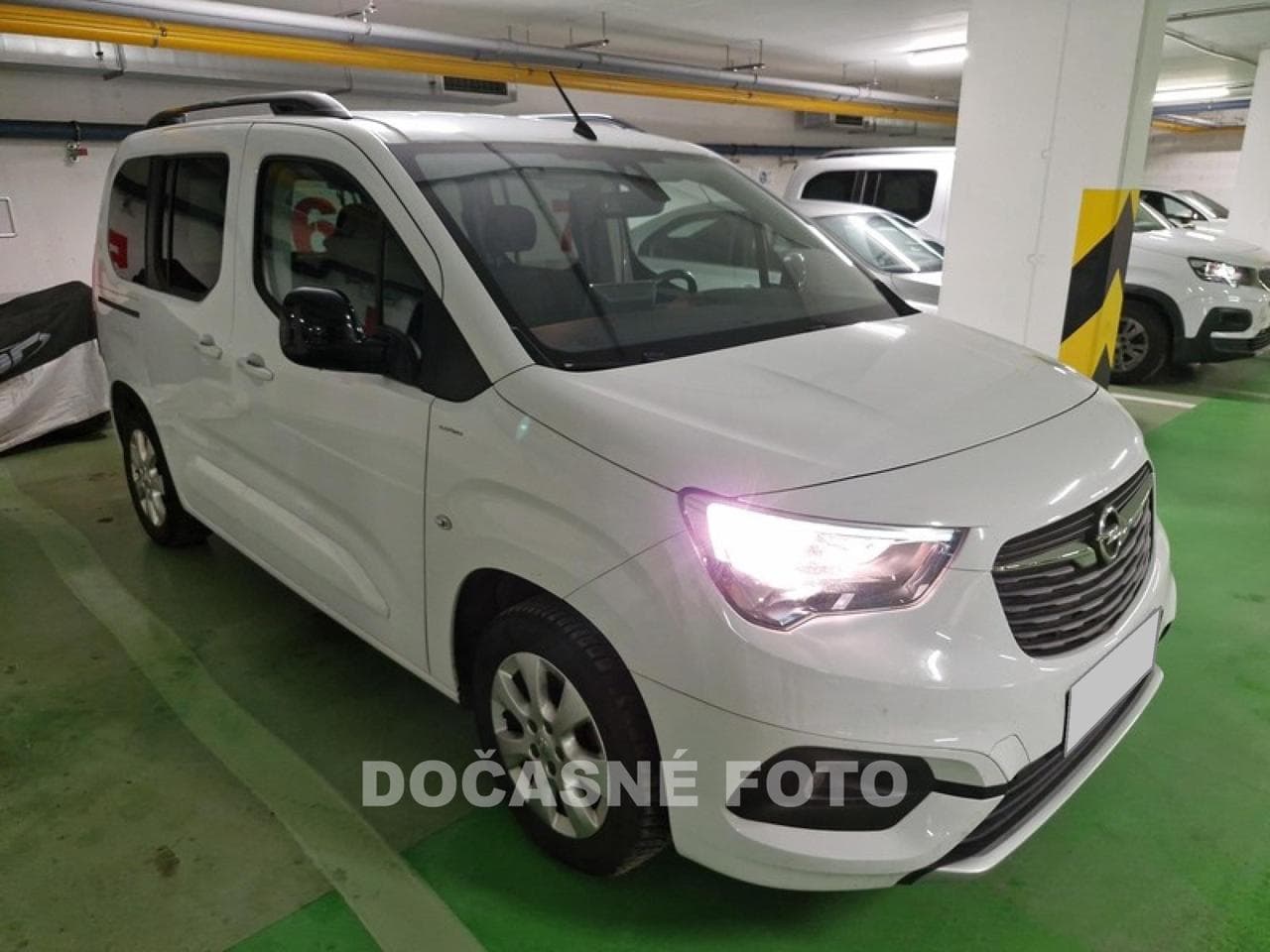 2022 Opel COMBO
