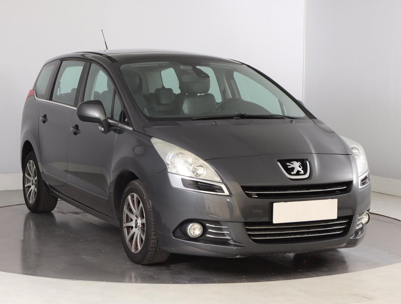 2012 Peugeot 5008