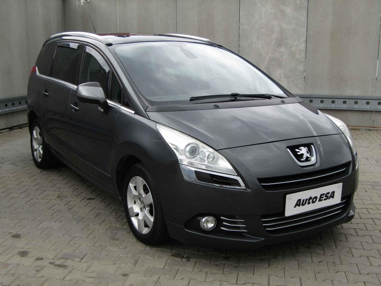2010 Peugeot 5008