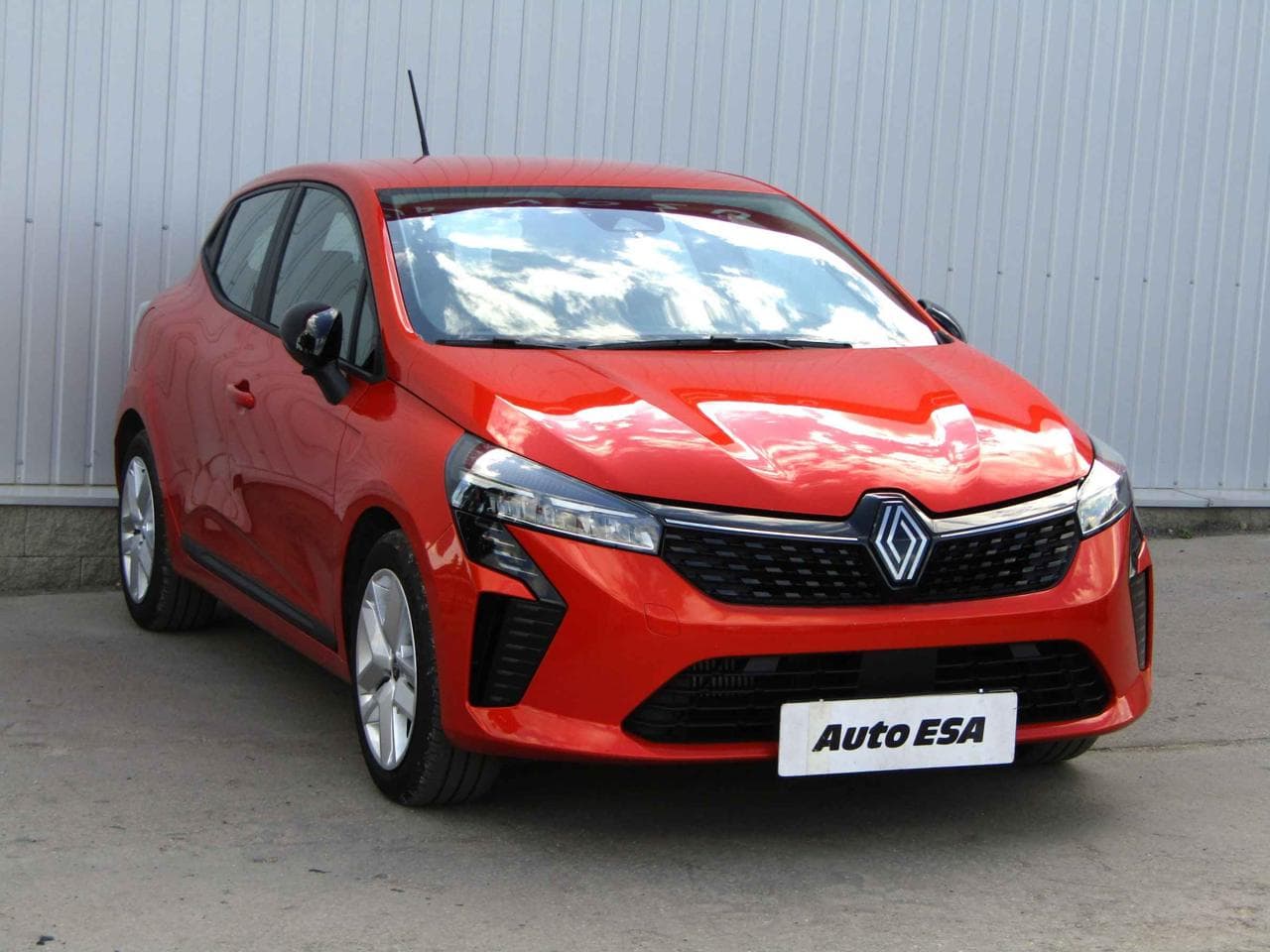 2024 Renault CLIO