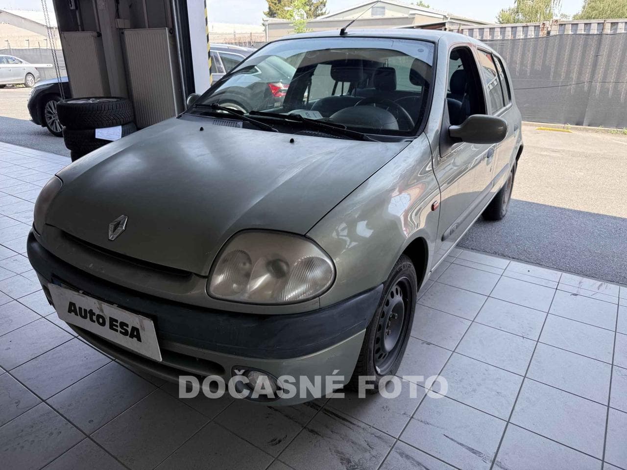 2000 Renault CLIO