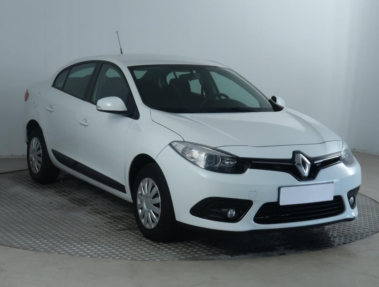 Renault Fluence 1.6 16V 81kW sedan