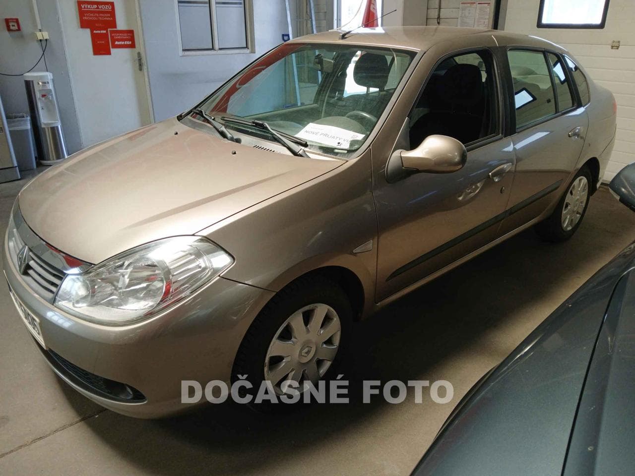 2011 Renault THALIA
