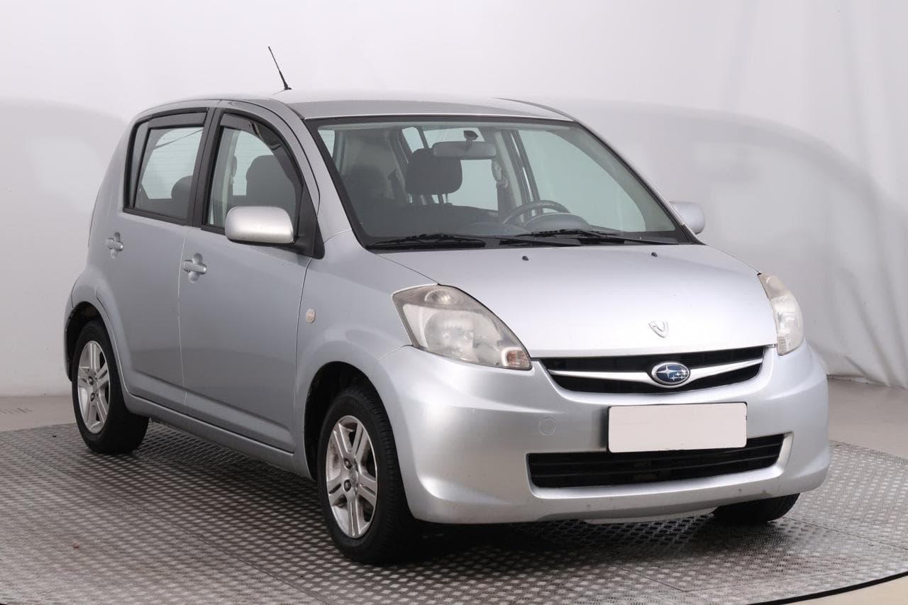 Subaru Justy 1.0 i 51kW hatchback