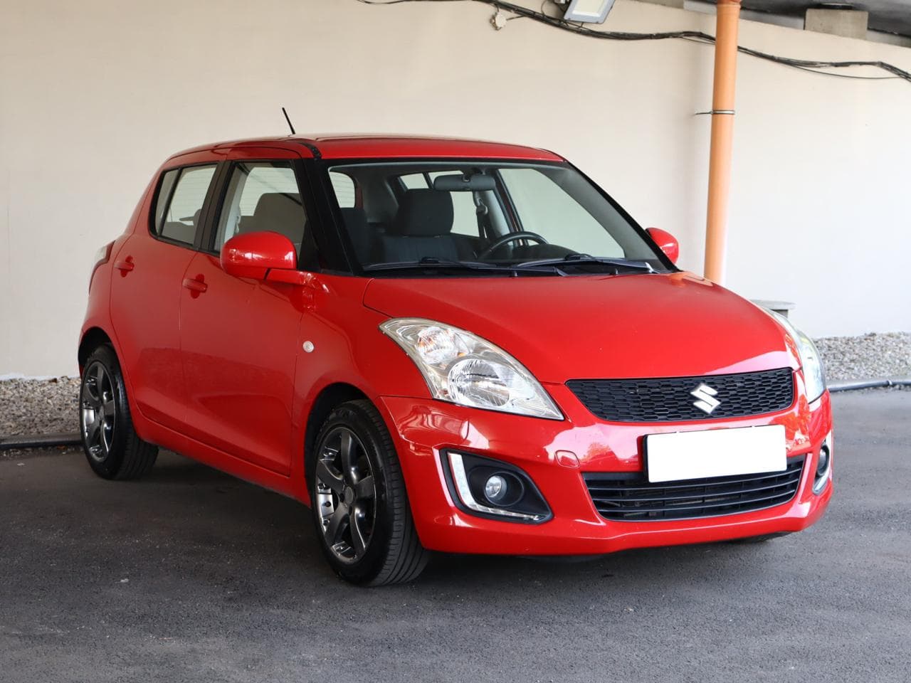 2016 Suzuki SWIFT